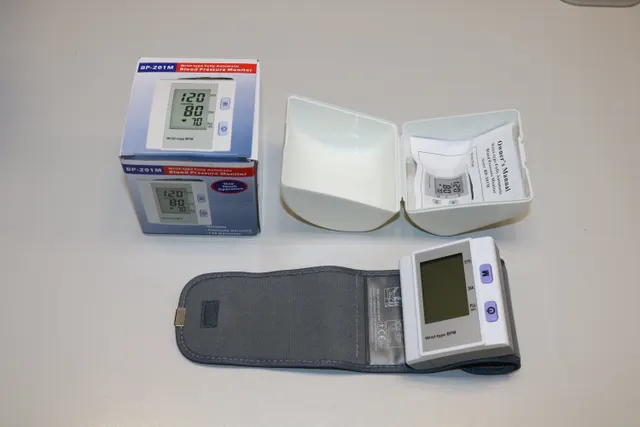 TENSIOMETRO GENERICO BP-201M — vista 4