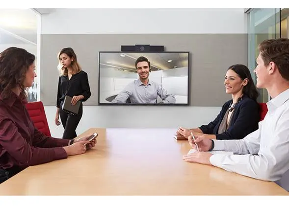 Polycom Studio POLY POLY STUDIO — vista 4