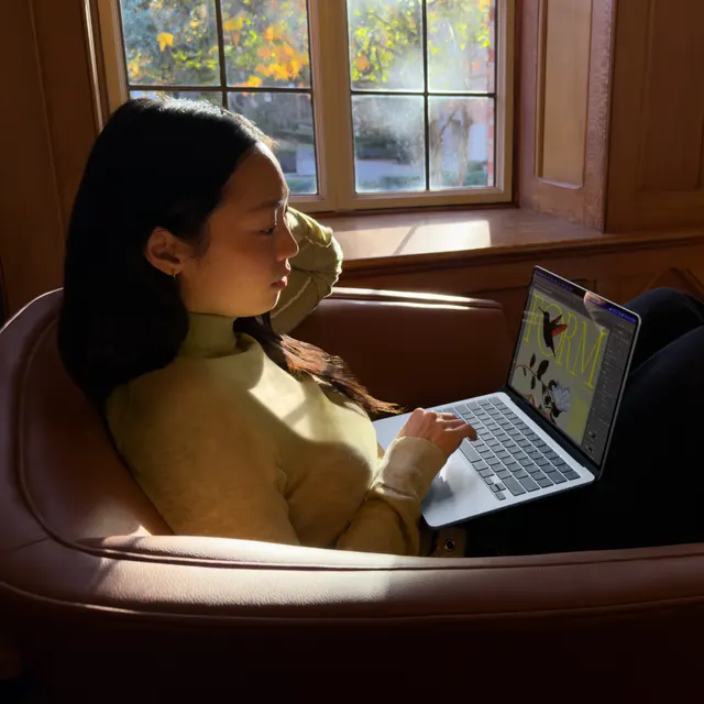 MacBook APPLE MDHE4E/A — vista 3