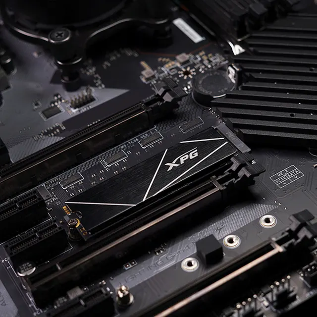 Unidad de Estado Sólido XPG  ADATA GAMMIX S70 BLADE — vista 6