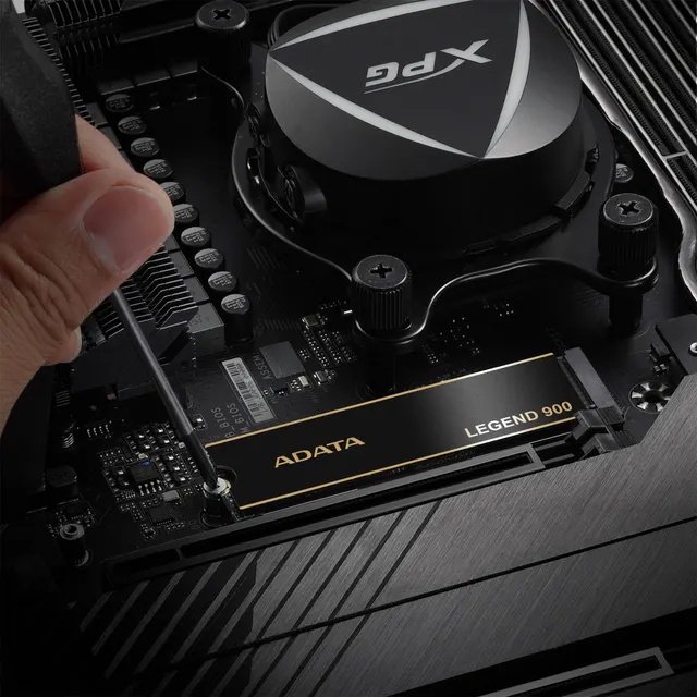 SSD ADATA LEGEND 900 — vista 6