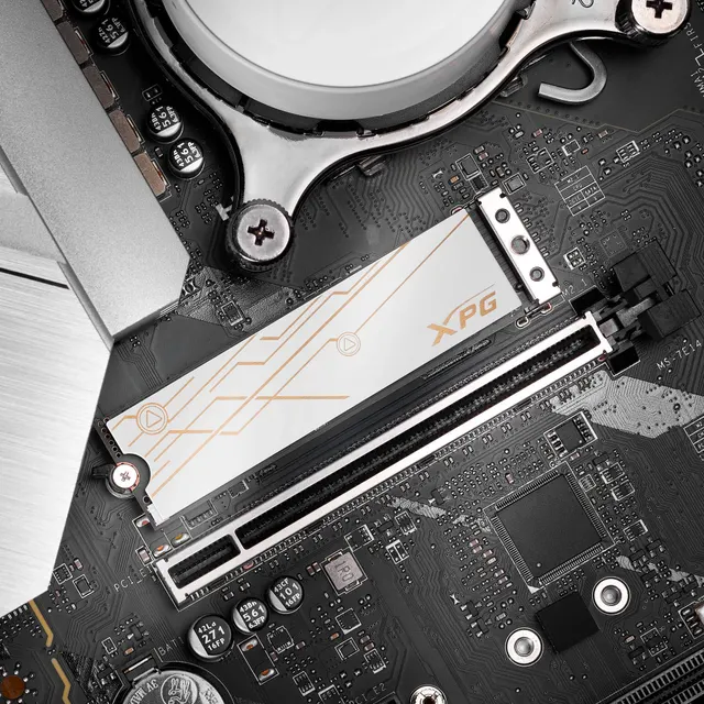 SSD ADATA MARS 980 BLADE — vista 4