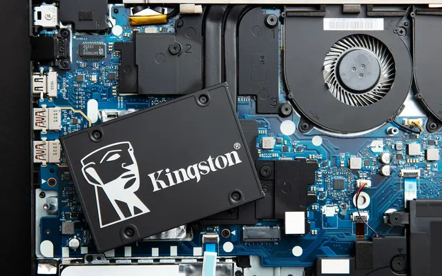 SSD Kingston Technology KC600 — vista 7