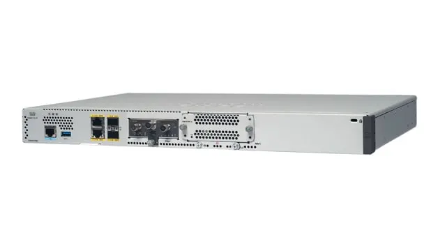 Routers CISCO C8200-1N-4T — vista 2